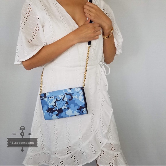 NWT Michael Kors Jet Set Crossbody Navy Floral Bag - Picture 7 of 8